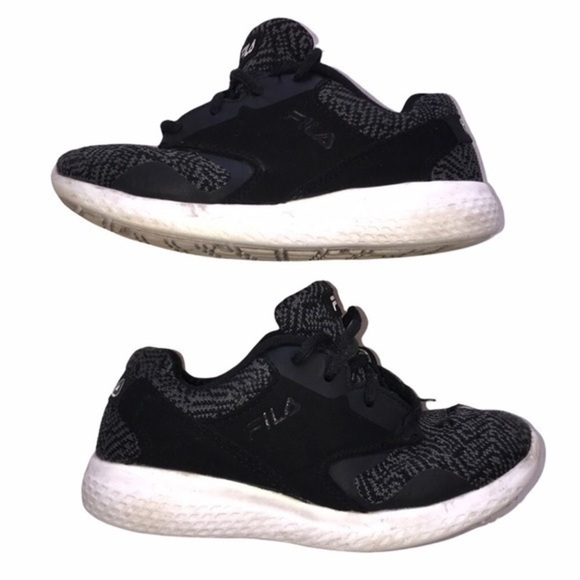 Fila Sneakers - Picture 3 of 8